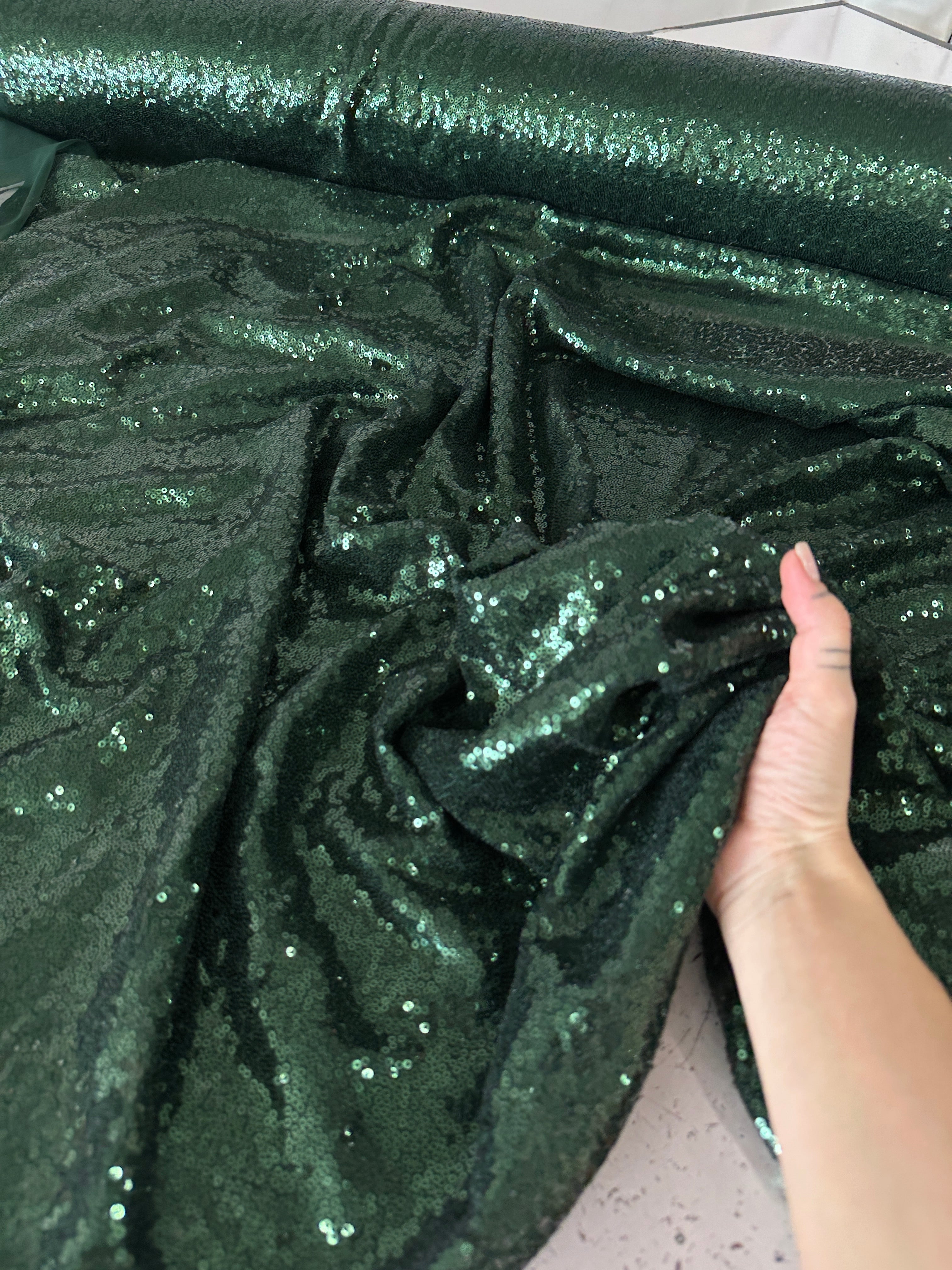 Hunter green sequins on mesh, light green sequins on mesh, green sequin on mesh, dark green sequin on mesh for woman, sequin on mesh for bride, sequin on mesh on discount, sequin on mesh on sale, premium sequin on mesh, kiki textile sequin on mesh, sequin on mesh for party wear