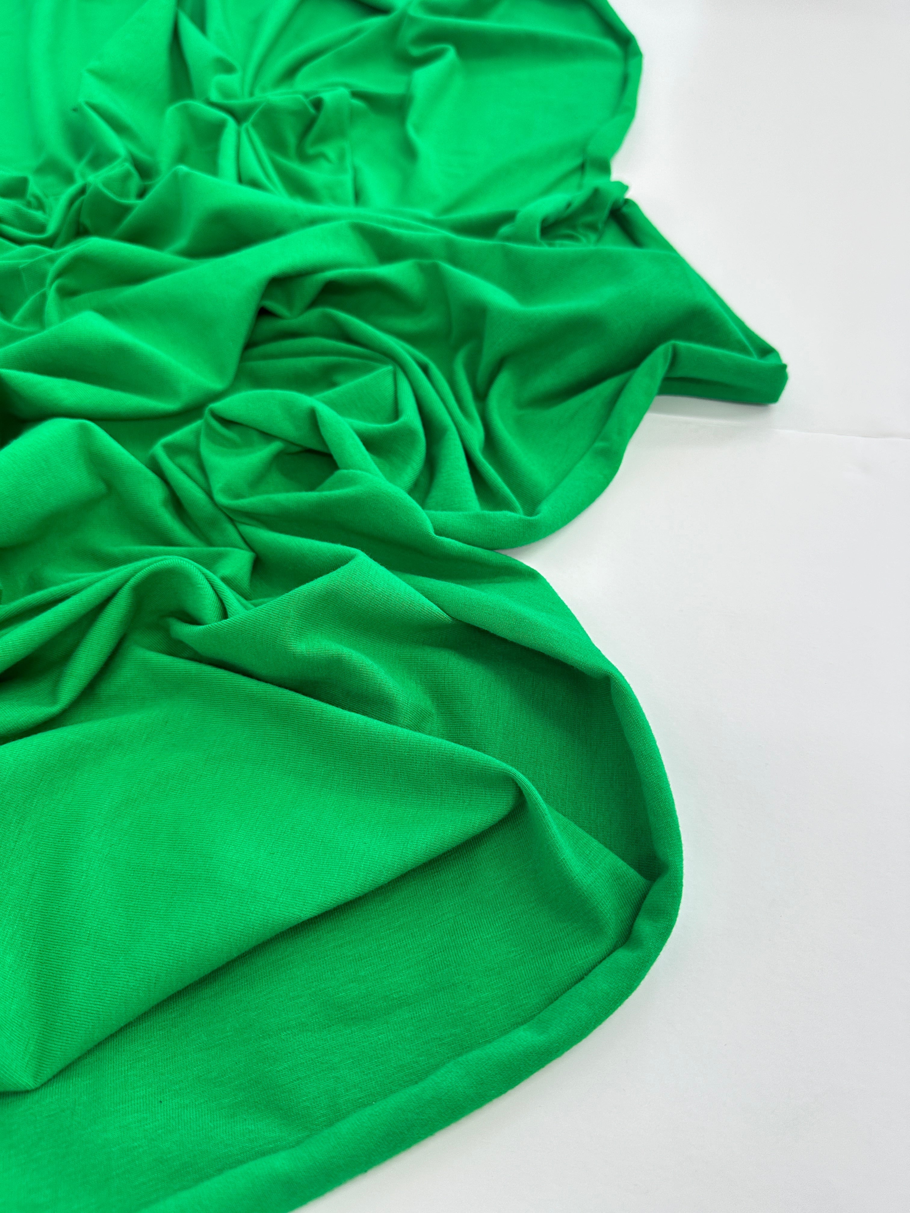 Kelly Green Cotton Jersey Spandex, shop fabrics online, sewing, fabric store, sewing store, cheap fabric store, kiki textiles, textile by the yard