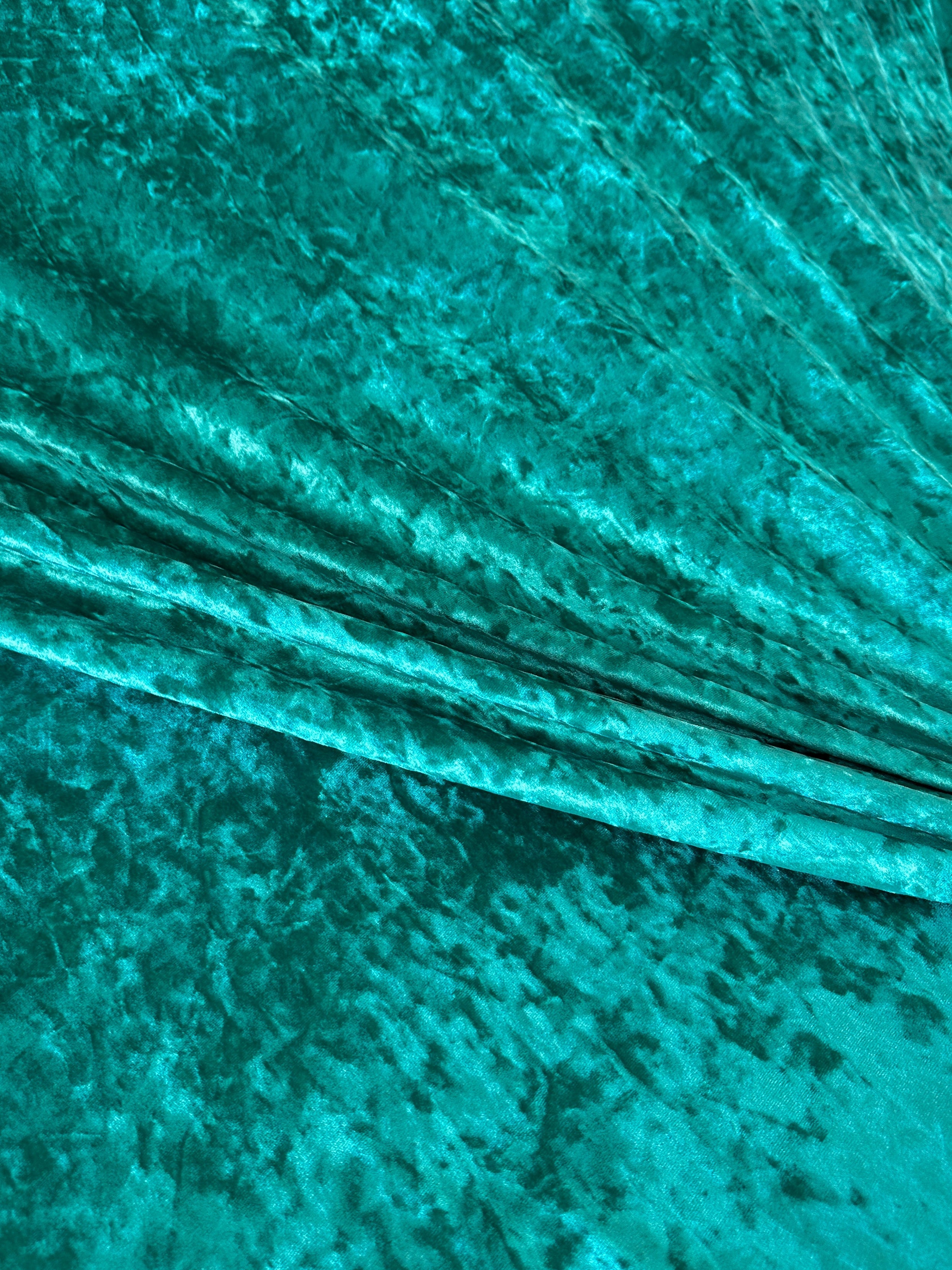 jade stretch crushed velvet, green shinny velvet, velvet for woman, kikitextile velvet, teal velvet, light teal velvet, mint velvet, velvet for woman, velvet for bride, premium velvet, cheap velvet, velvet on discount, velvet on sale