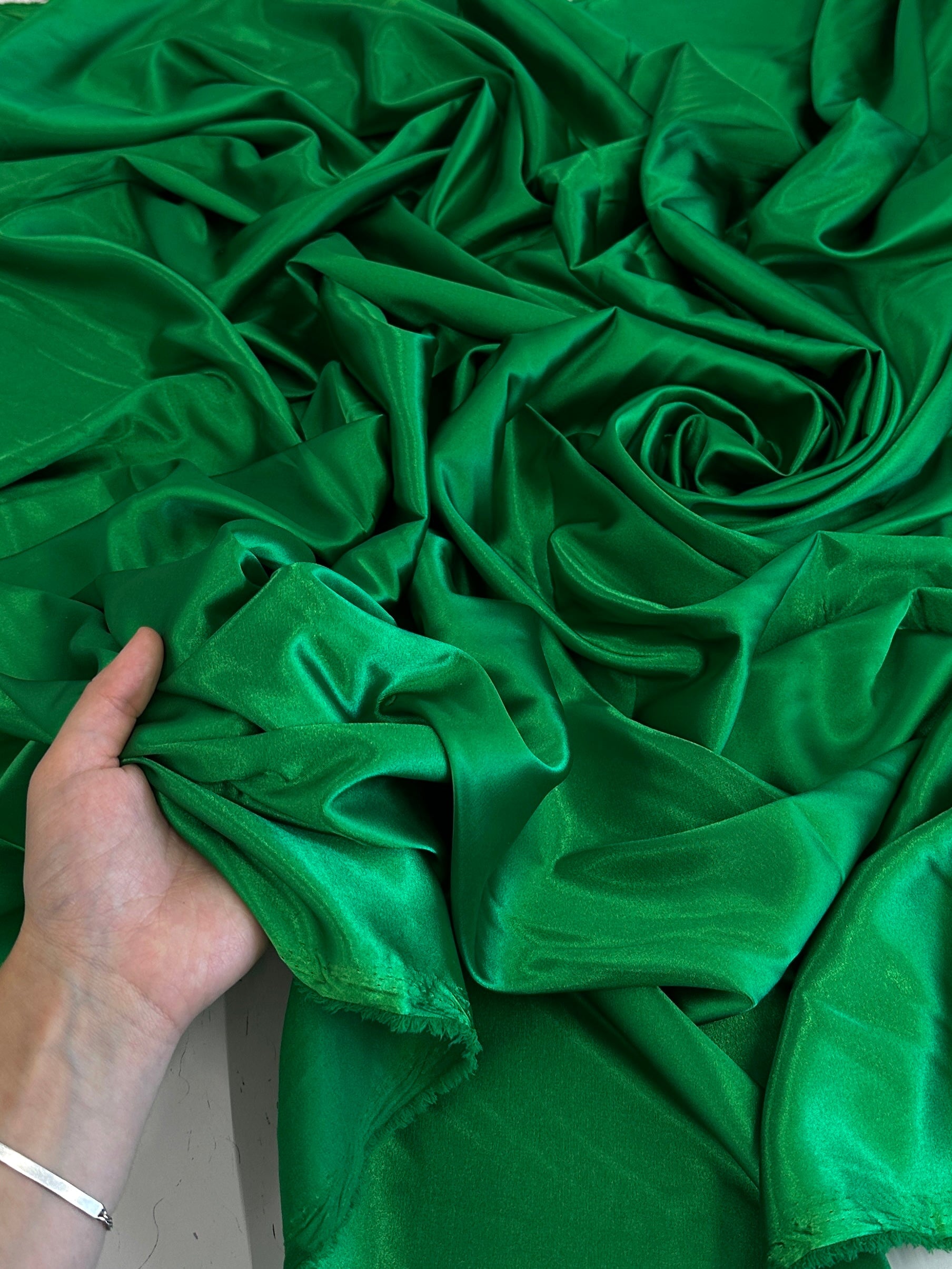 Kelly Green Luxury Silky Satin, Shop Fabrics Online, Sewing, Fabric Store, Sewing Store, Cheap Fabric Store, Kiki Textiles, Textile by the Yard