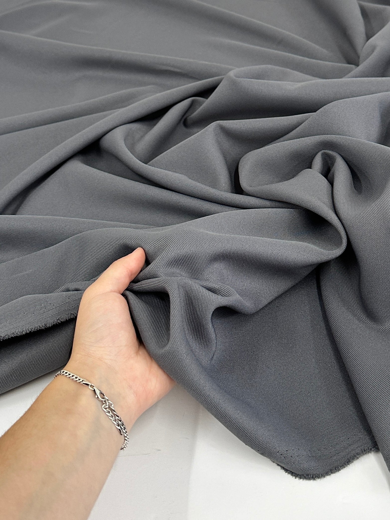 Dark Silver Deluxe Gabardine, Gabardine Fabric Price, Crepe & Gabardine, Stretch Crepe, Twill Gabardine, Brushed Twill, Polyester Gabardine, Crepe on Sale, Solid Fabric