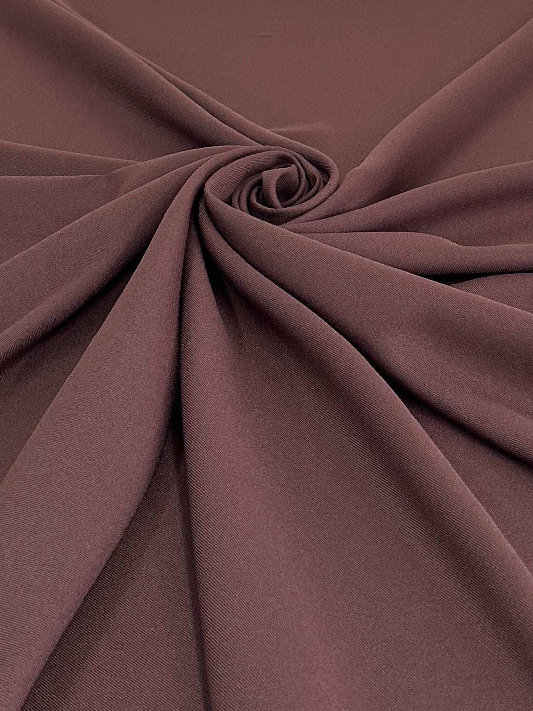 Chocolate Brown Deluxe Gabardine, Gabardine Fabric Price, Crepe & Gabardine, Stretch Crepe, Twill Gabardine, Brushed Twill, Polyester Gabardine, Crepe on Sale, Solid Fabric