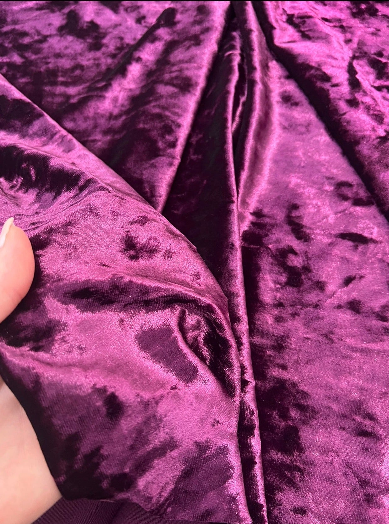 eggplant crushed velvet, purple shinny velvet, velvet for woman, kikitextile velvet, light purple velvet, dark purple velvet, sparkle purple velvet, pale purple velvet, velvet for woman, velvet for bride, premium velvet, cheap velvet, velvet on discount, velvet on sale